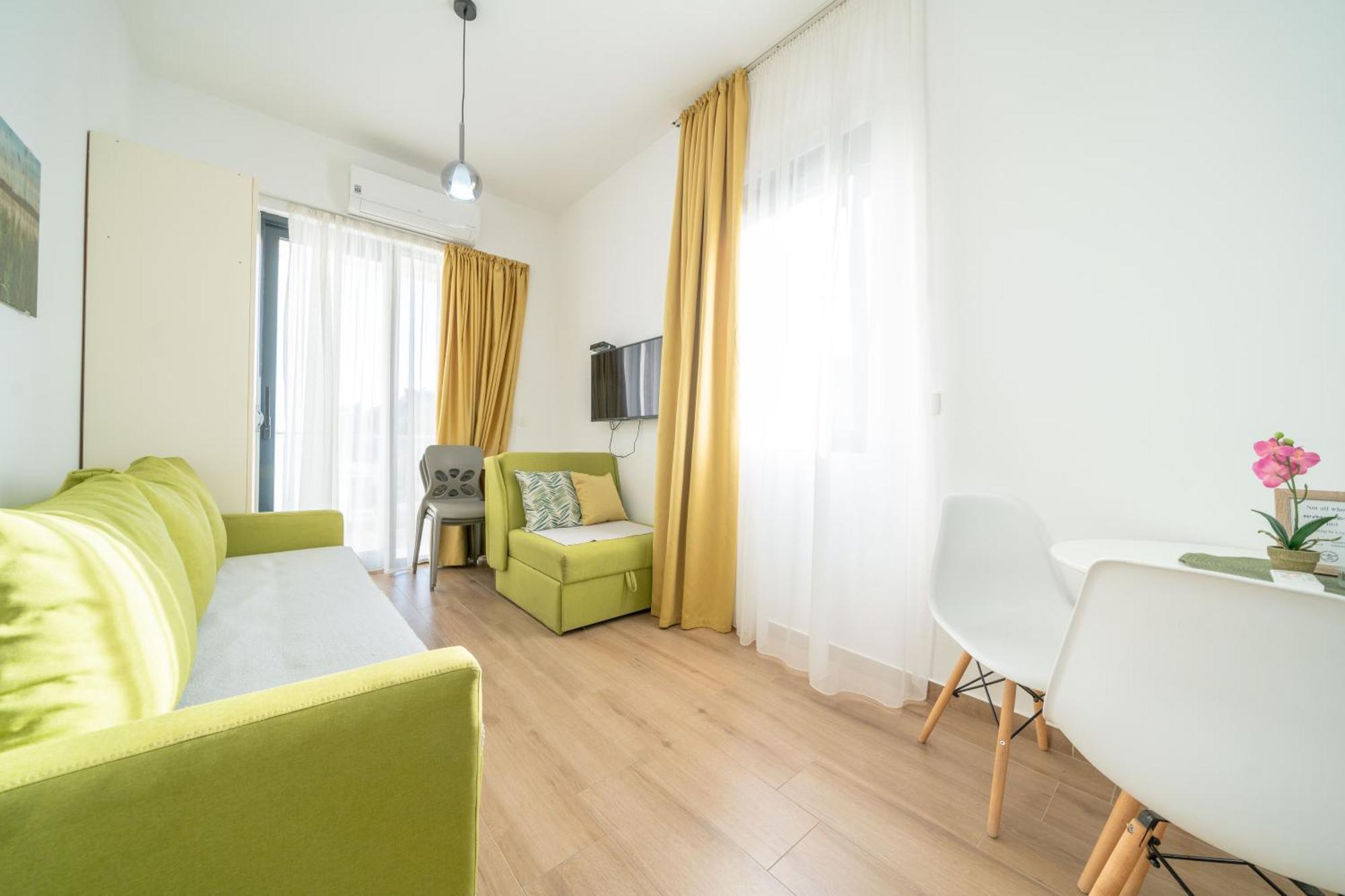 Mariner Apartments Sutomore Luaran gambar