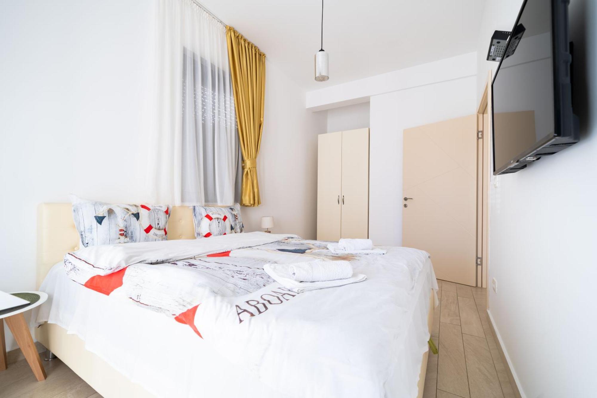 Mariner Apartments Sutomore Luaran gambar