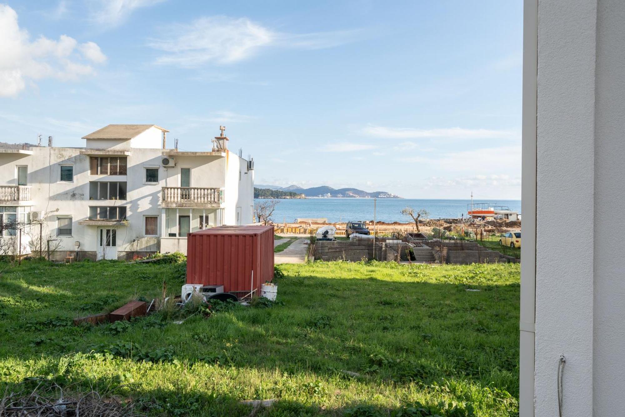 Mariner Apartments Sutomore Luaran gambar